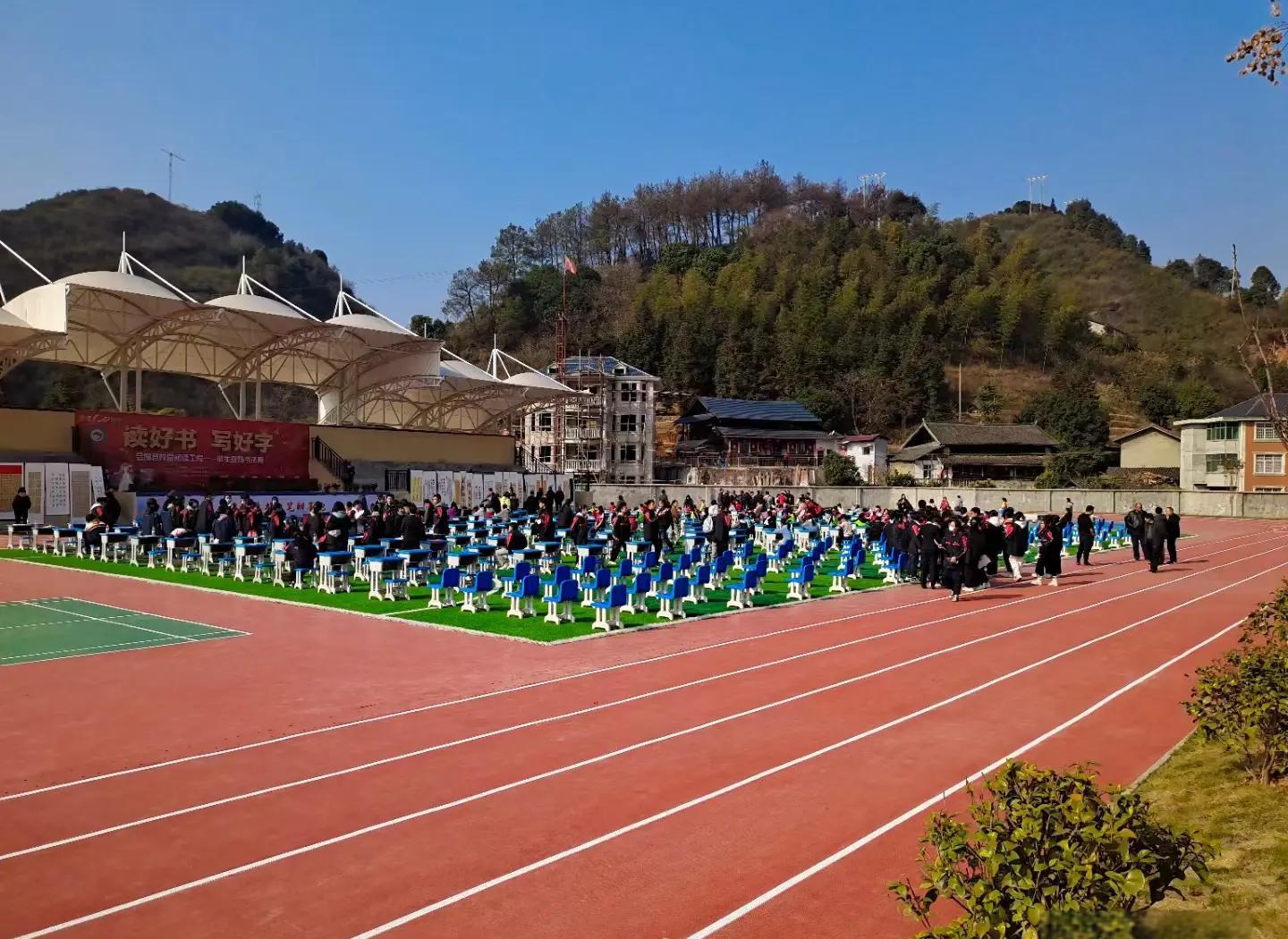平凉市硅PU篮球场 - 哪里好